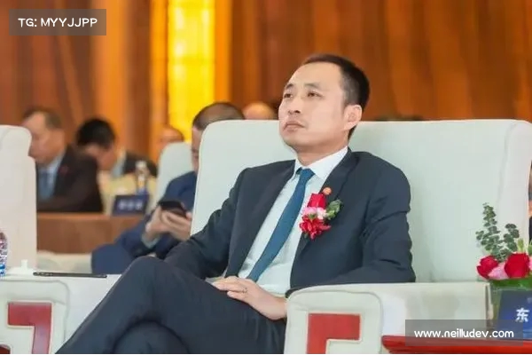 《中场对话》:一部跨越洲际的中国足球破局启示录 《中场对话》:一部跨越洲际的中国足球破局启示录