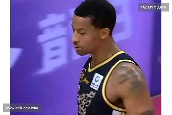 库克离开训练基地未现身 推行李离开或将以伯克为核心 库克离开训练基地未现身 推行李离开或将以伯克为核心